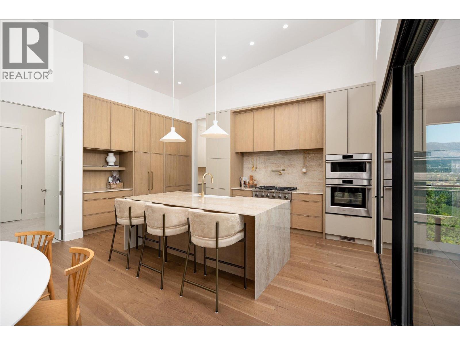 4011 Sunstone Street, West Kelowna