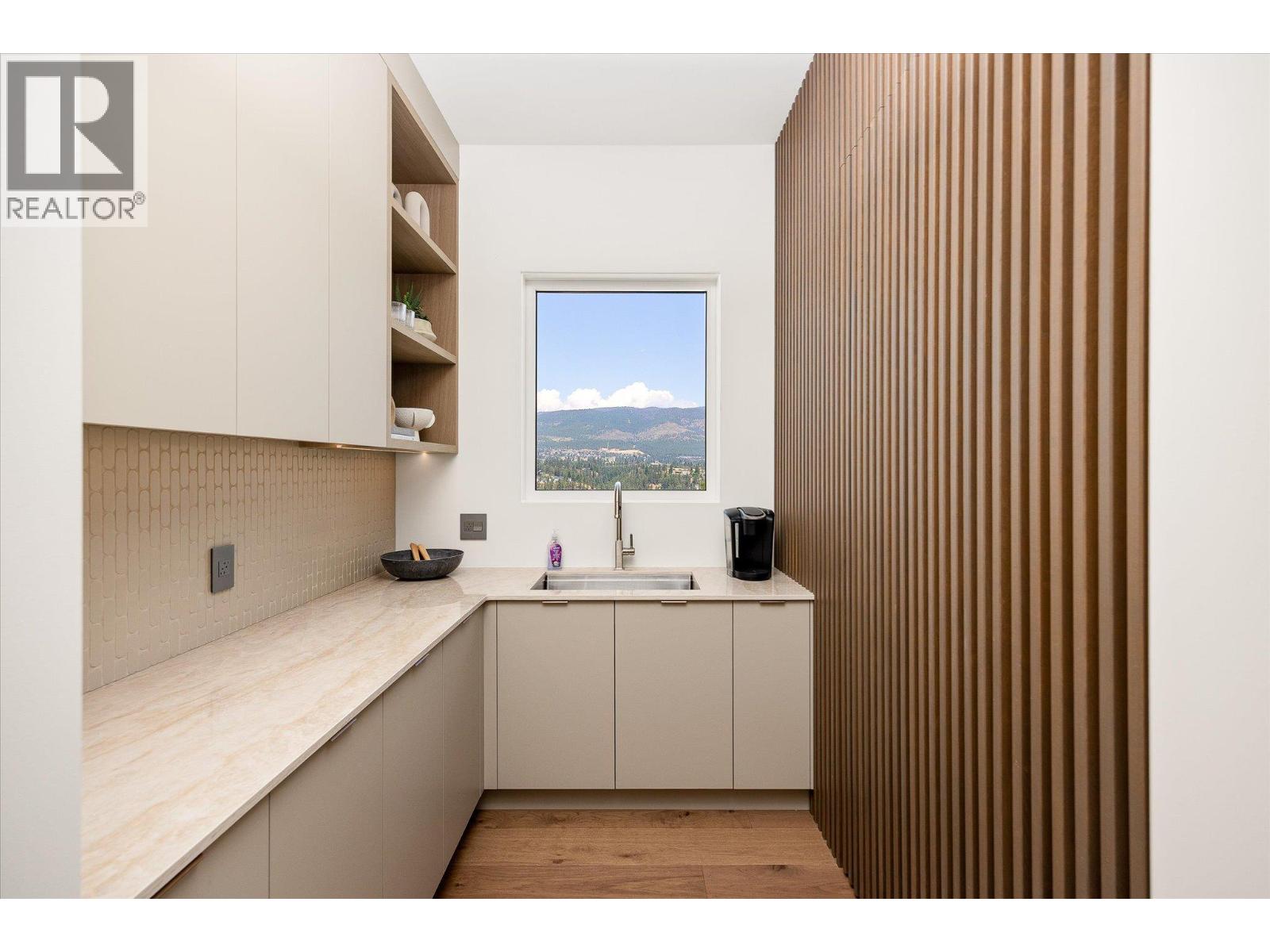 4011 Sunstone Street, West Kelowna