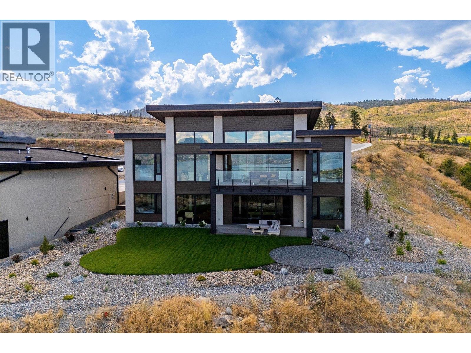 4011 Sunstone Street, West Kelowna
