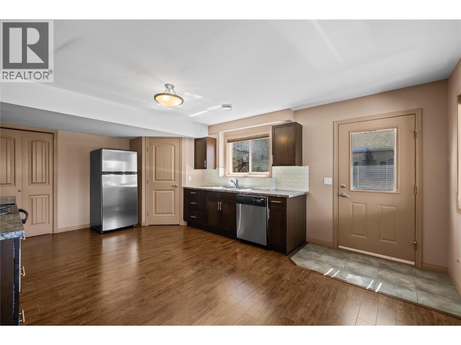 1656 MERLOT DRIVE - 29