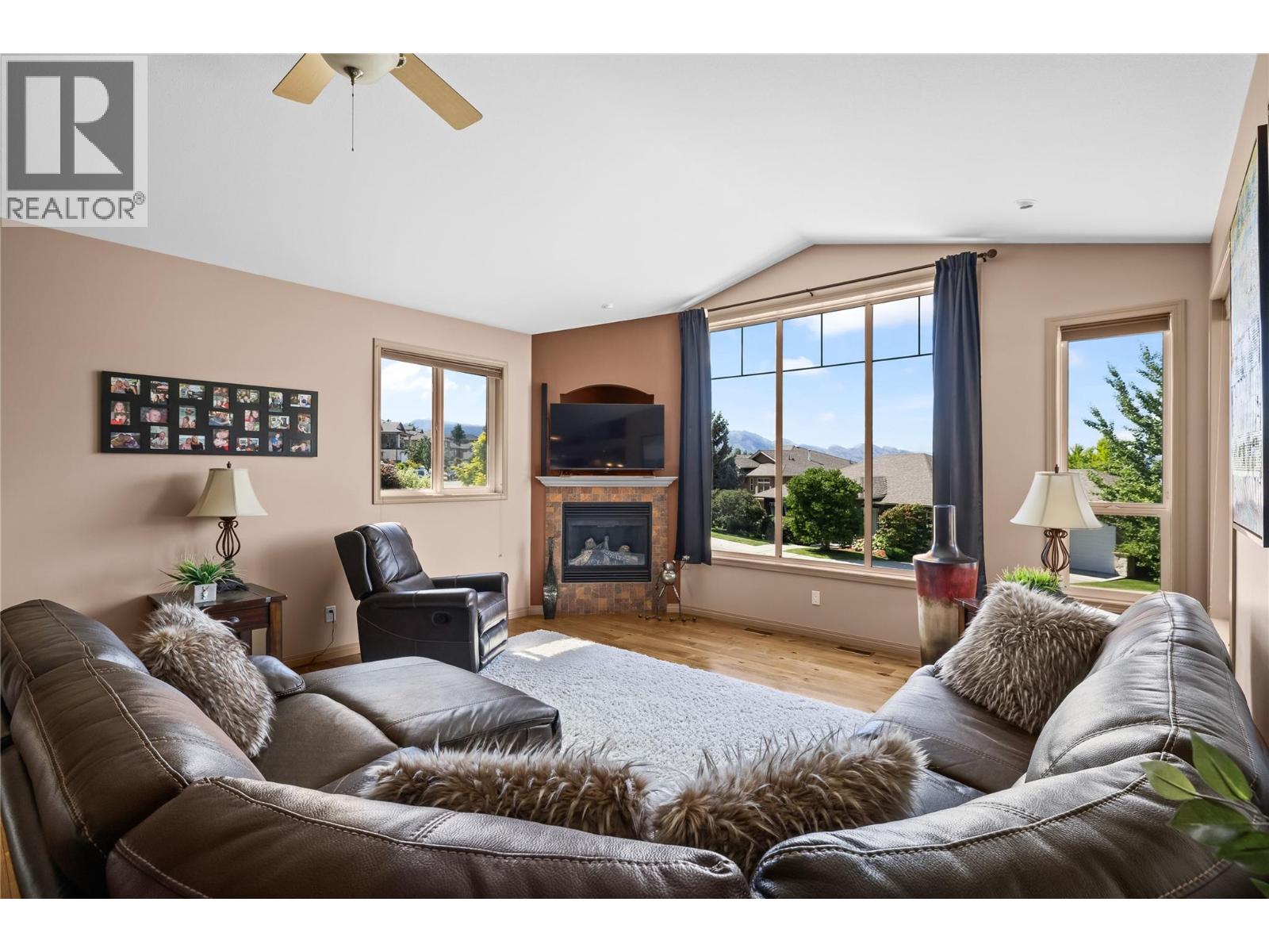 1656 MERLOT DRIVE - 5