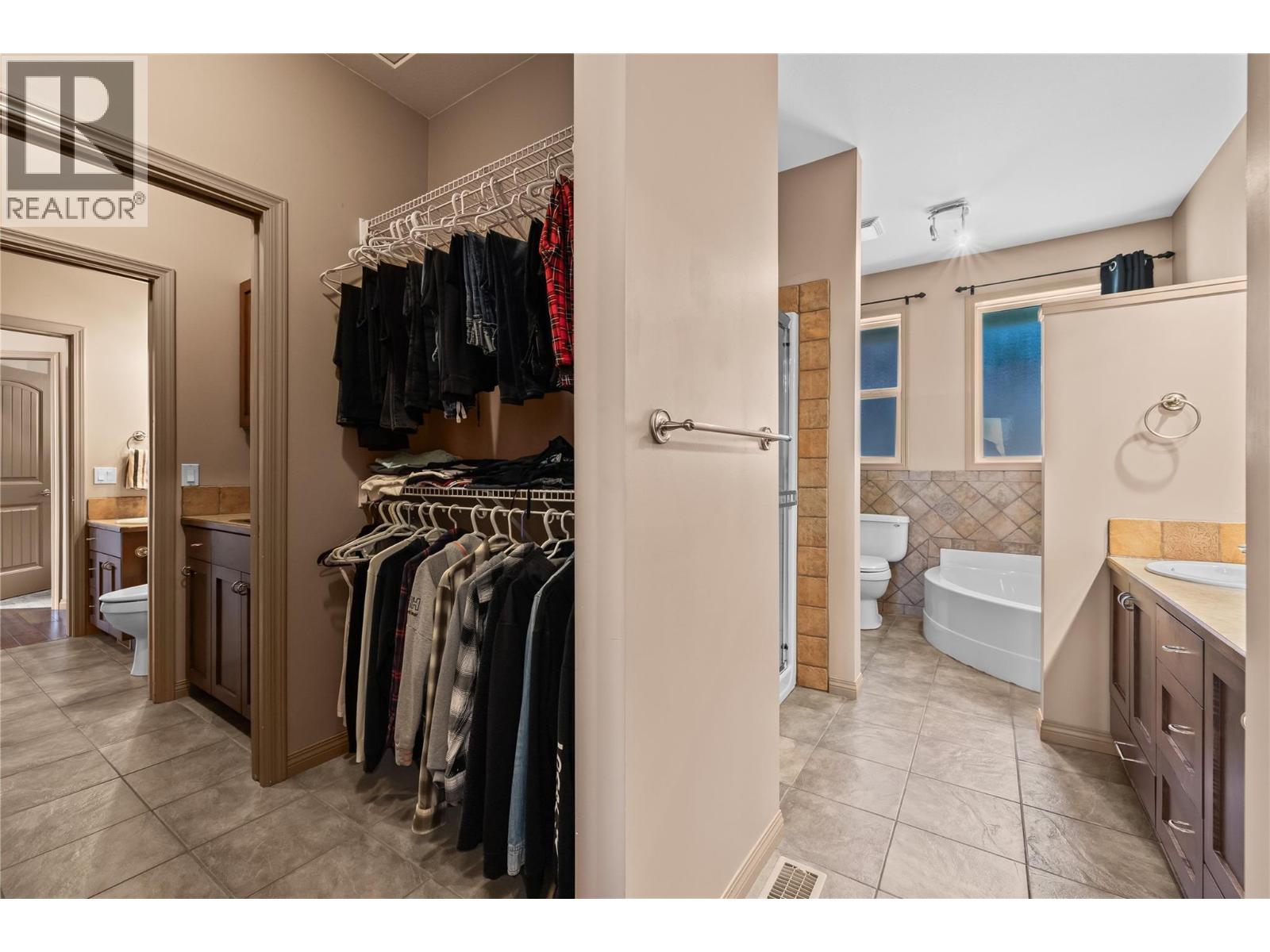 1656 MERLOT DRIVE - 19