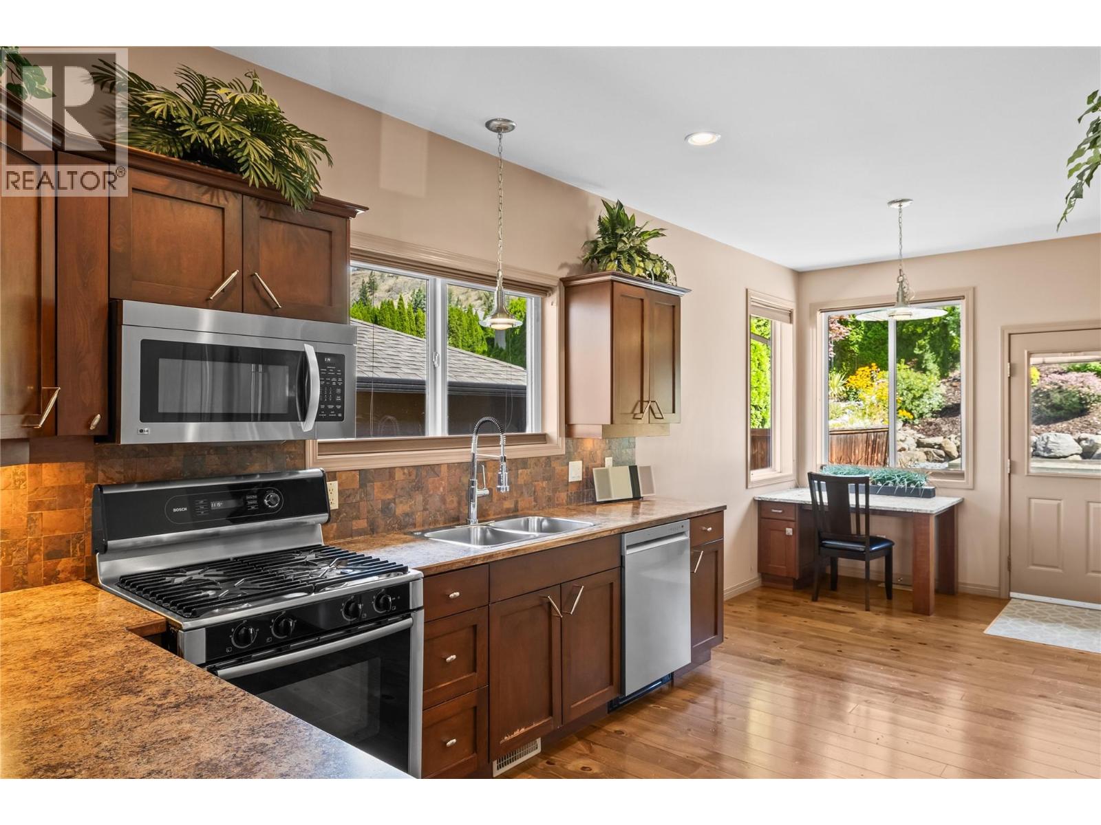 1656 MERLOT DRIVE - 11