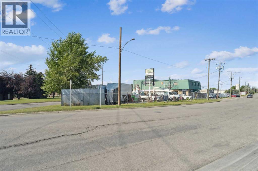 Photo 18 of 704 41 Avenue Ne, Calgary AB