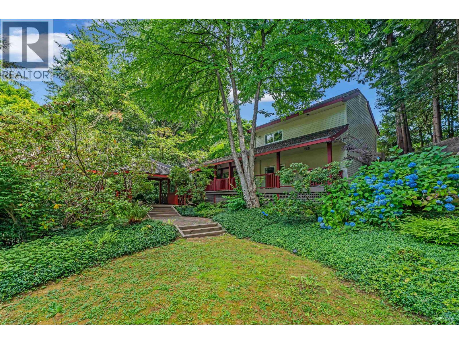 Photo 38 of 2901 Allan Road, North Vancouver BC