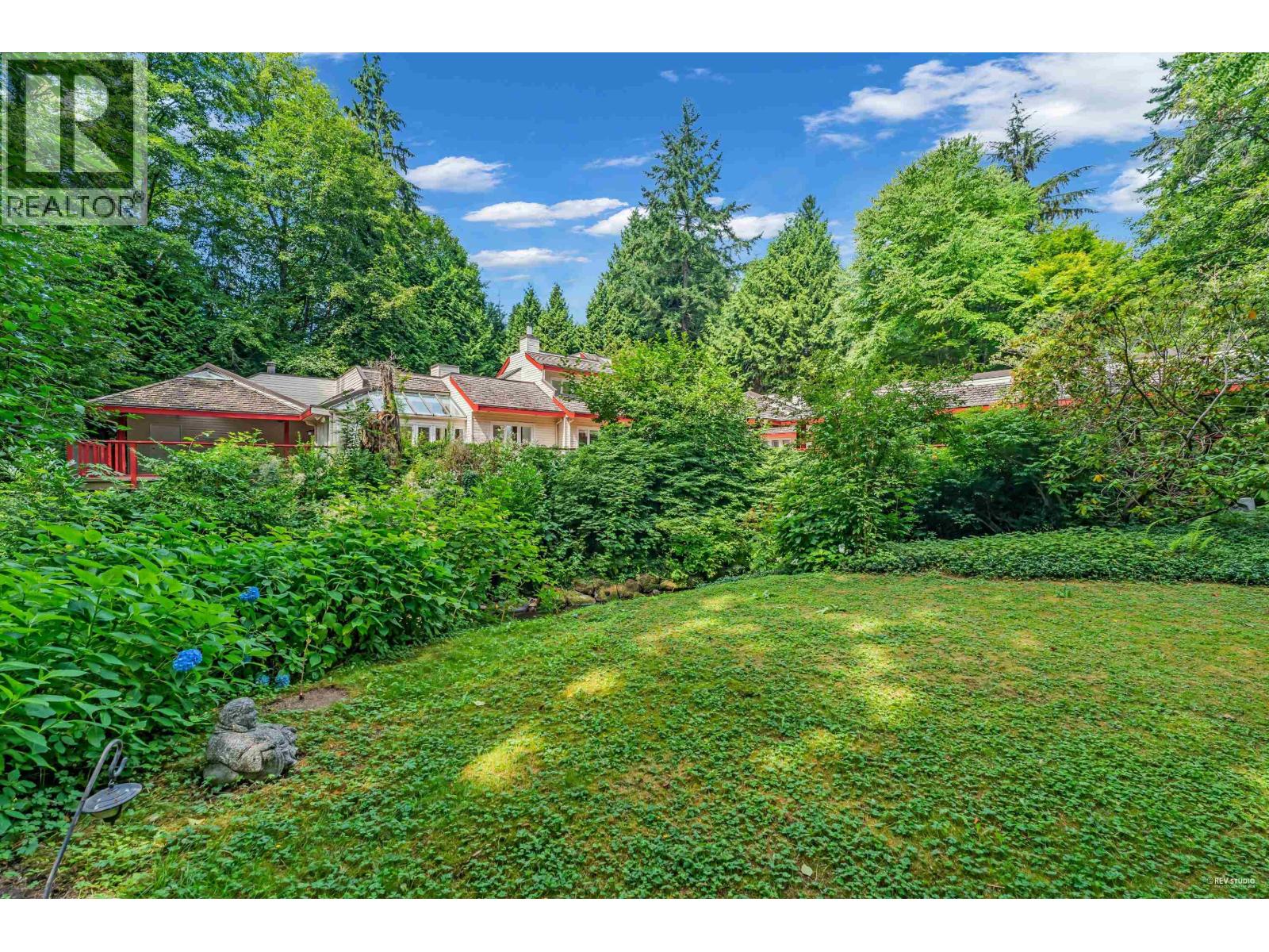 Photo 37 of 2901 Allan Road, North Vancouver BC