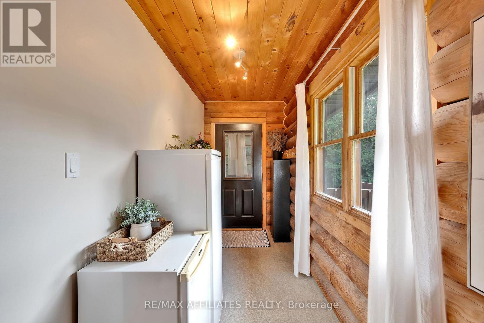Photo 17 of 256 Saunders Road, Beckwith ON