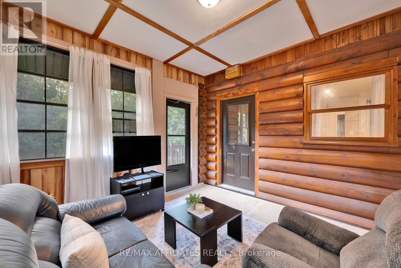 Photo 20 of 256 Saunders Road, Beckwith ON