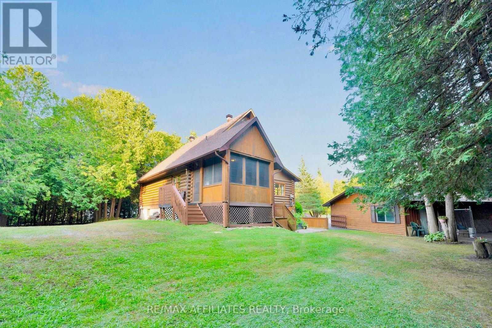 Photo 33 of 256 Saunders Road, Beckwith ON