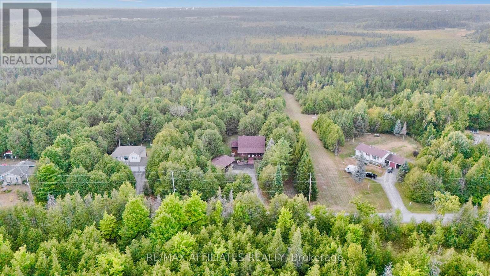 Photo 40 of 256 Saunders Road, Beckwith ON