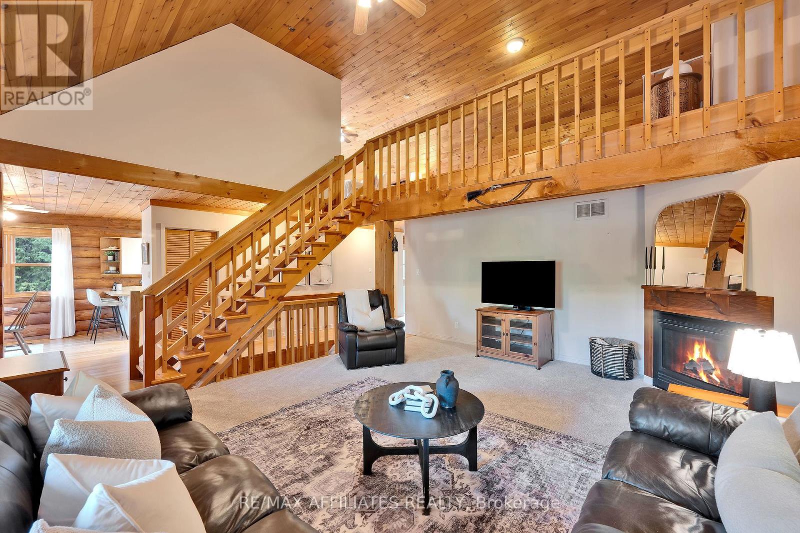 Photo 8 of 256 Saunders Road, Beckwith ON