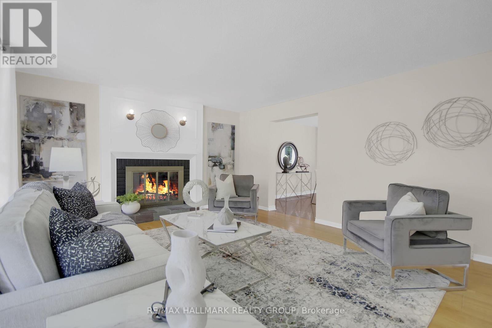 Photo 11 of 51 Charkay Street, Ottawa ON