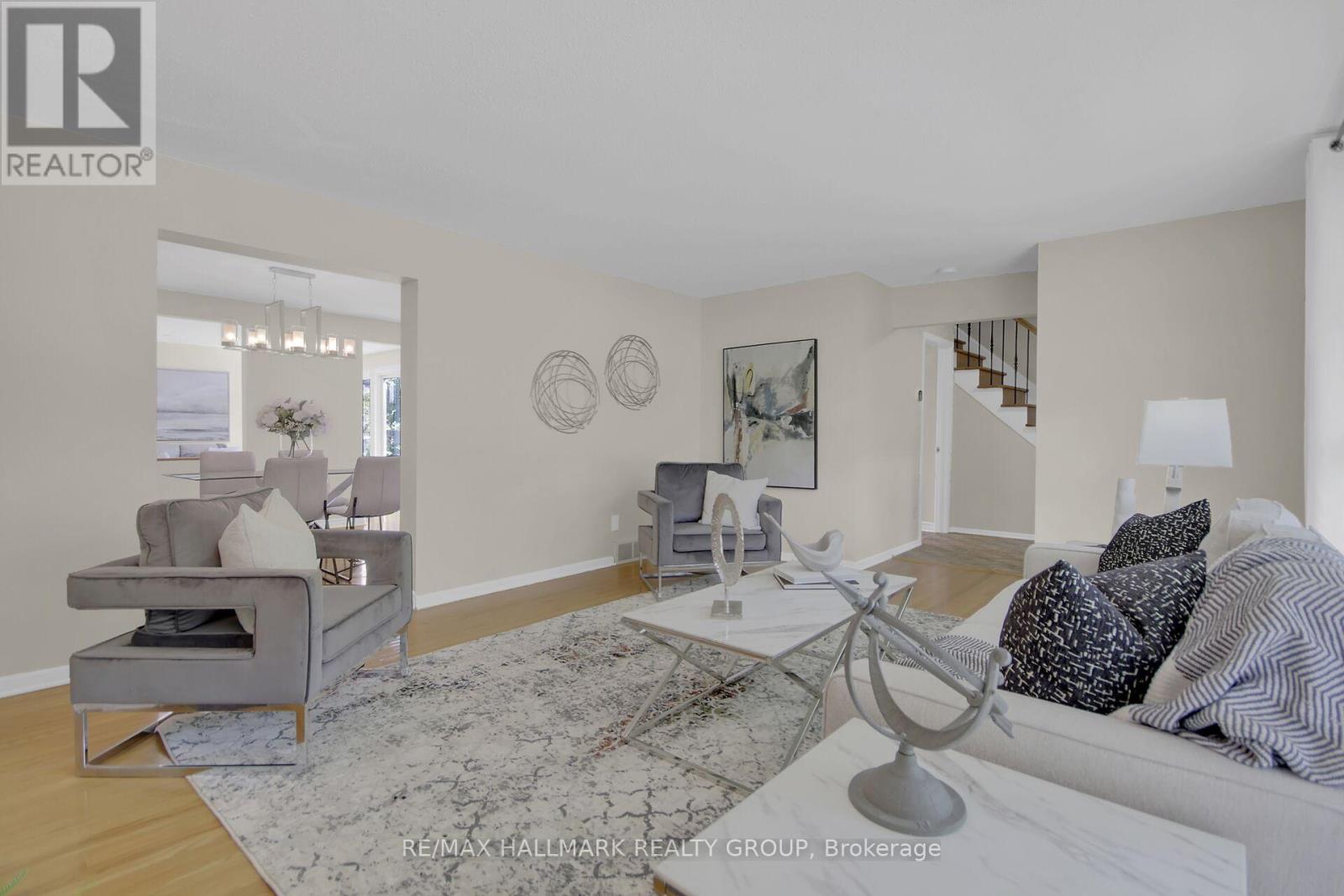 Photo 12 of 51 Charkay Street, Ottawa ON
