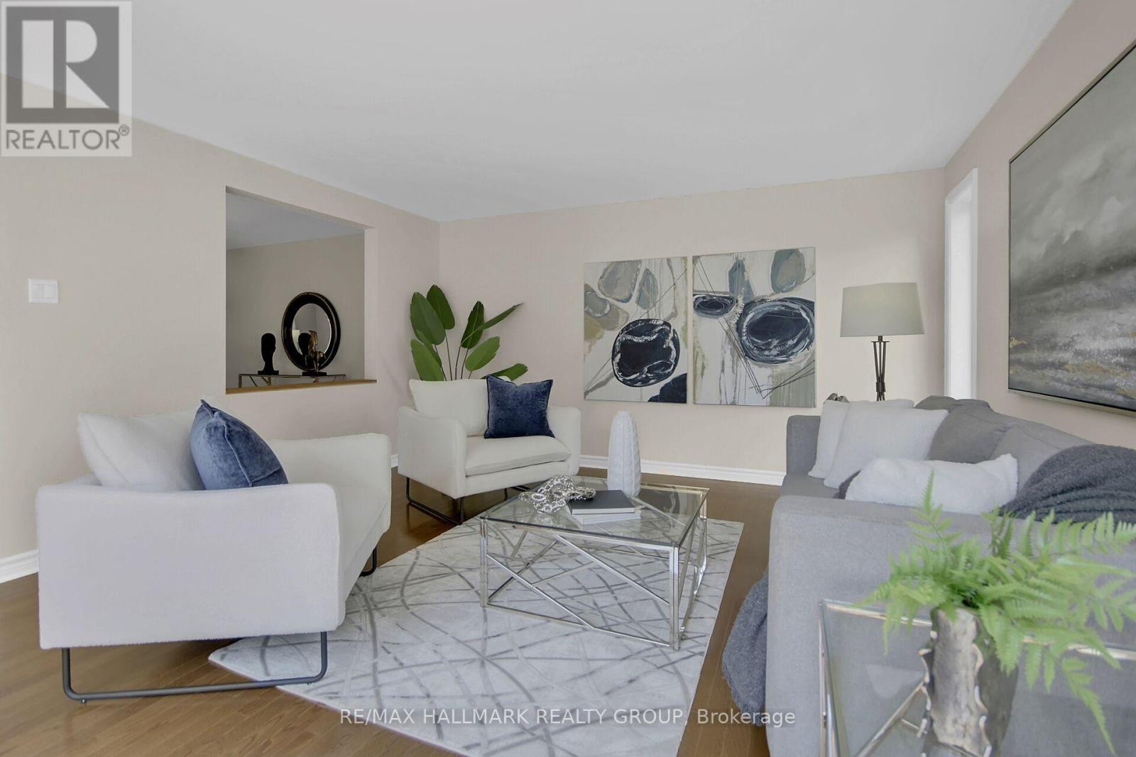 Photo 14 of 51 Charkay Street, Ottawa ON