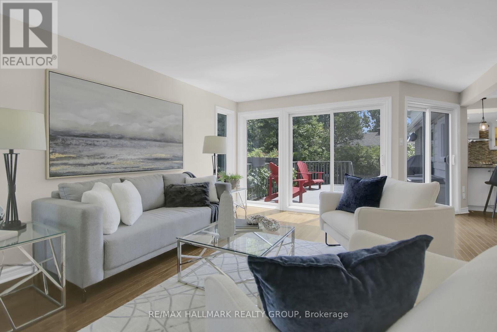 Photo 15 of 51 Charkay Street, Ottawa ON