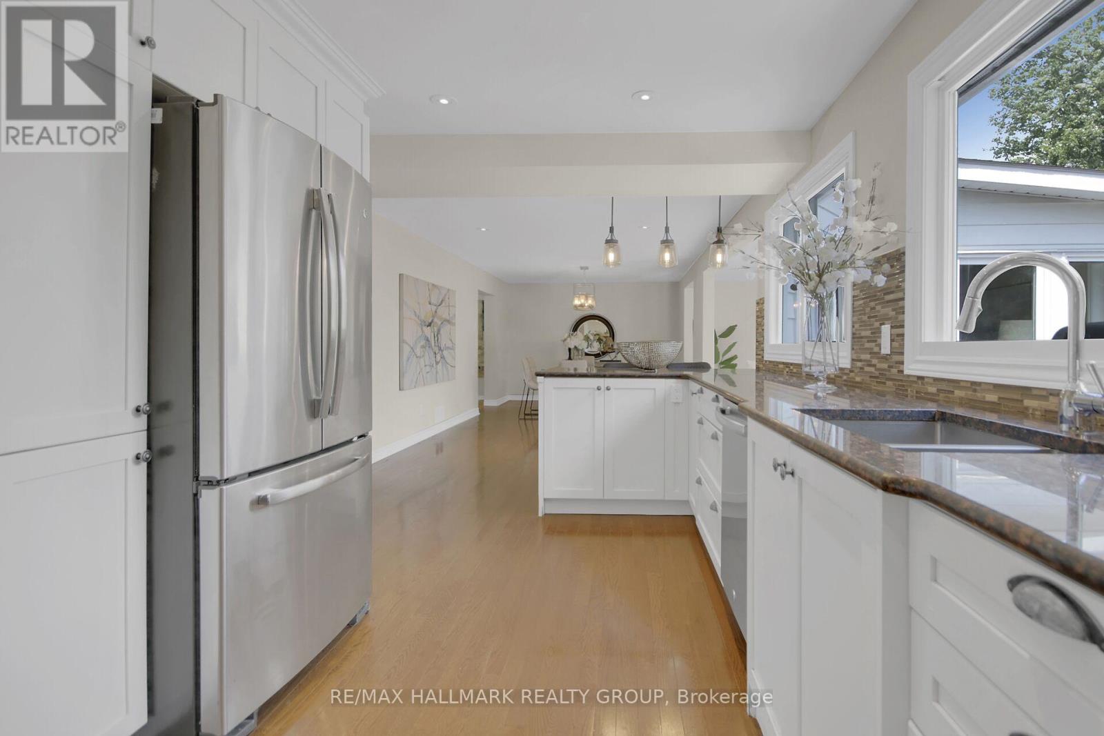Photo 26 of 51 Charkay Street, Ottawa ON