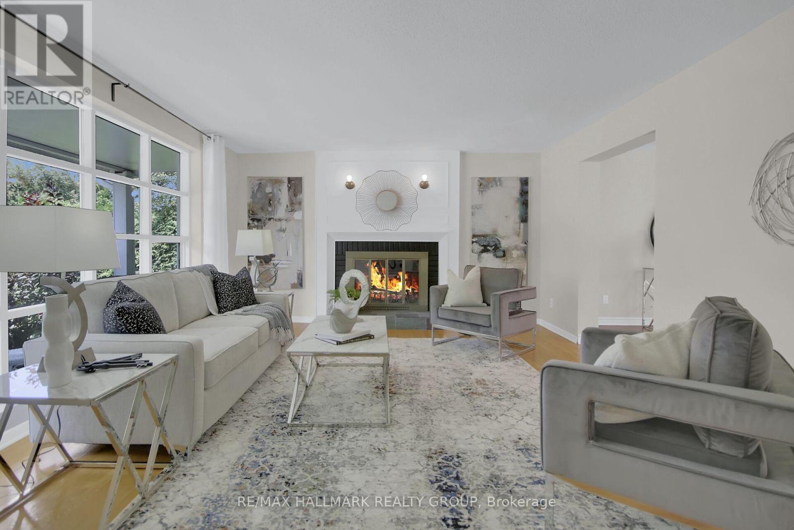 Photo 8 of 51 Charkay Street, Ottawa ON