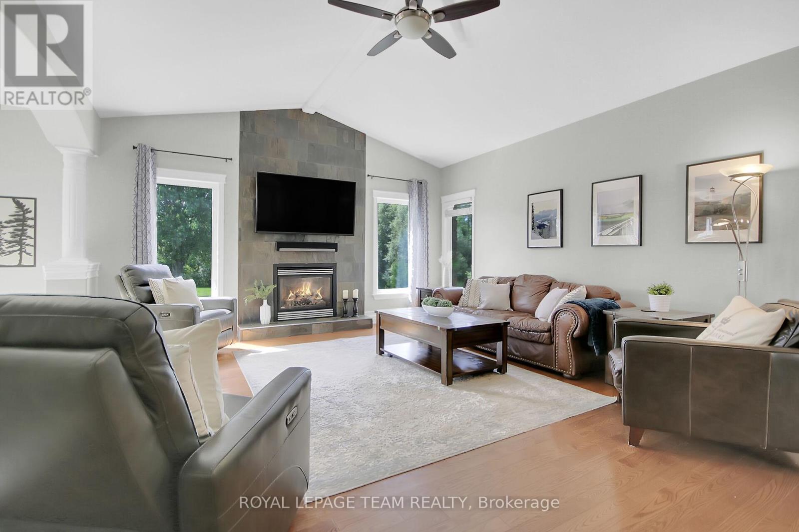 Photo 3 of 1484 Cobe Terrace, Ottawa ON
