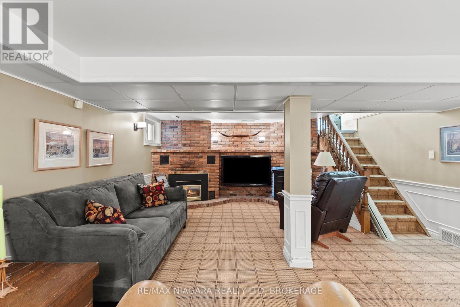 Photo 27 of 472 Geneva Street, St Catharines ON