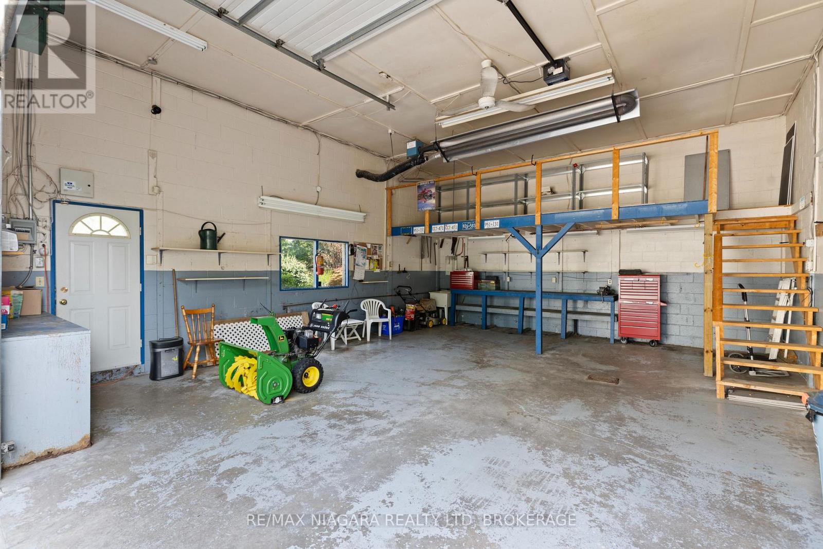 Photo 34 of 472 Geneva Street, St Catharines ON