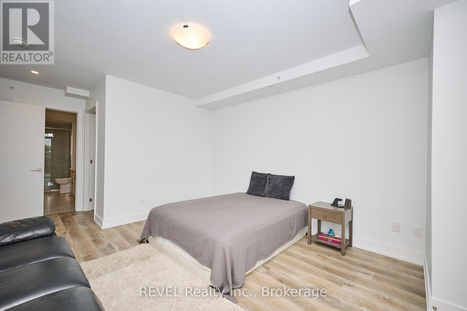 Photo 21 of 305 300 B Fourth Avenue, St Catharines ON