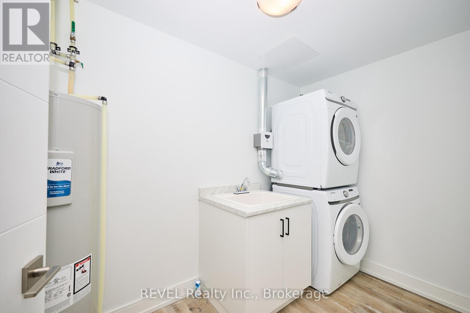 Photo 9 of 305 300 B Fourth Avenue, St Catharines ON