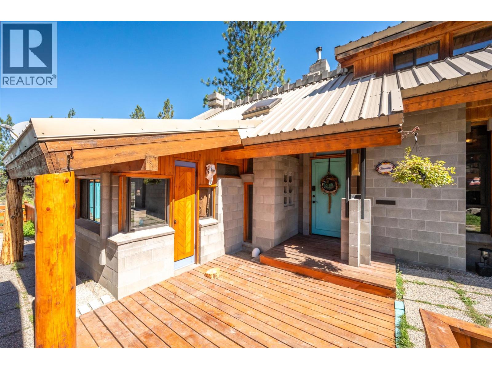 156 Porcupine Place, Oliver