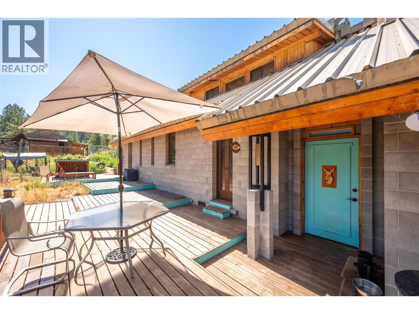 156 Porcupine Place, Oliver