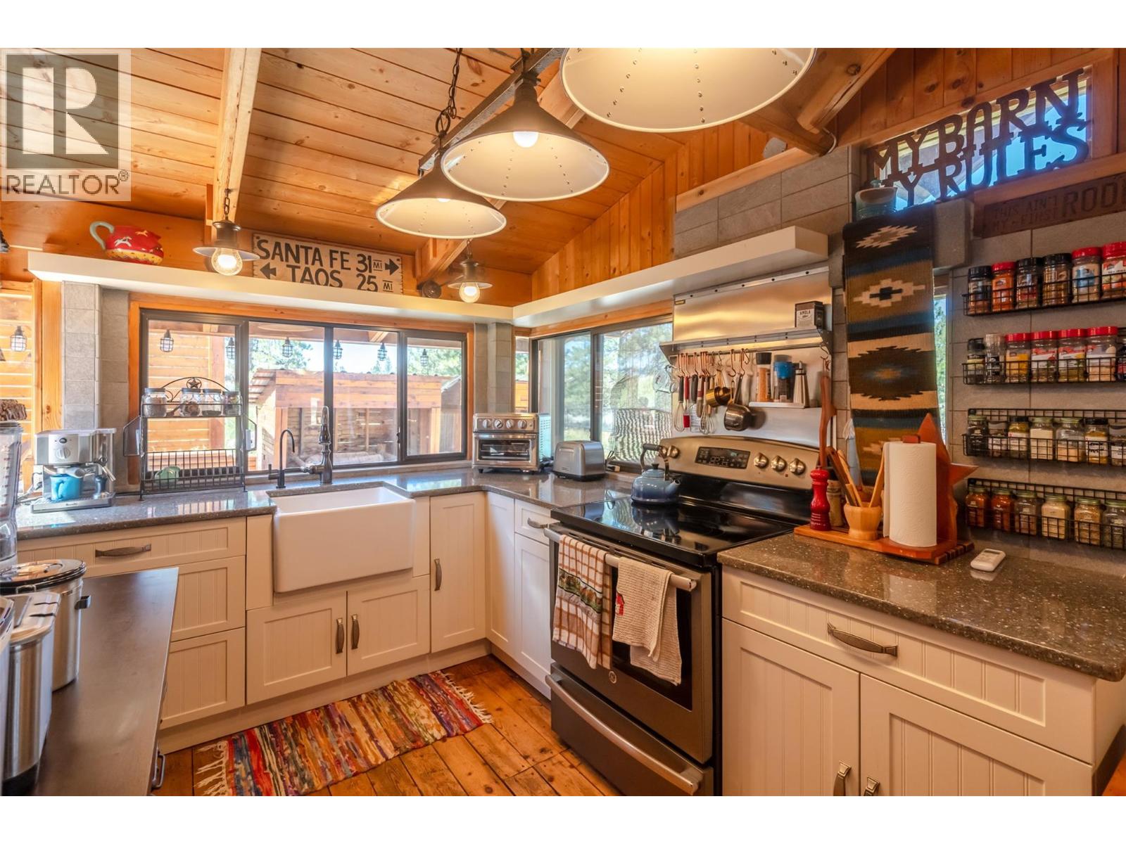 156 Porcupine Place, Oliver