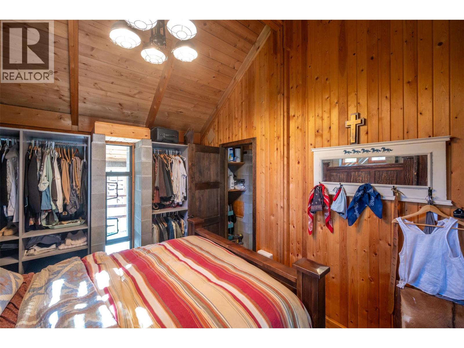 156 Porcupine Place, Oliver