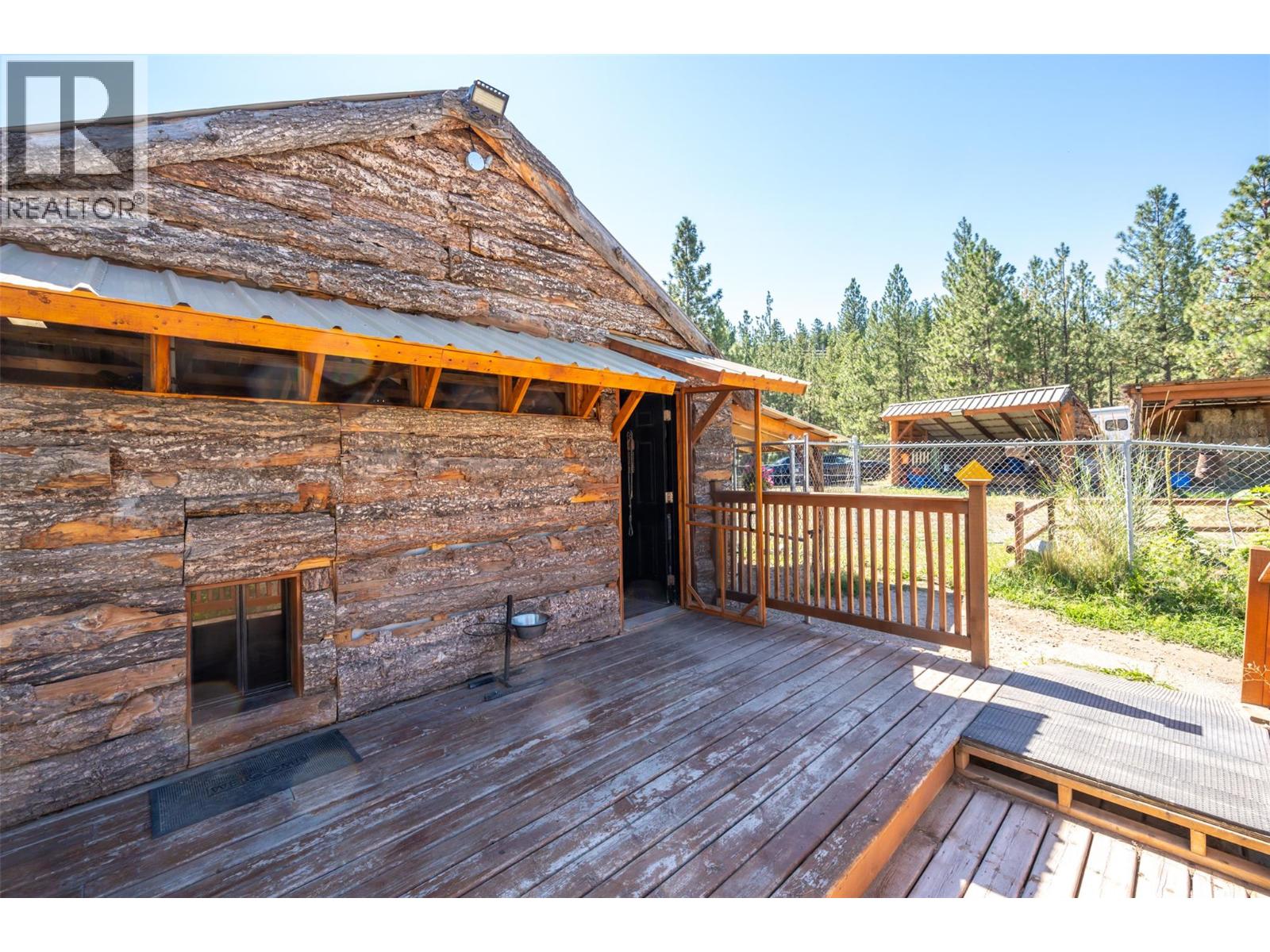 156 Porcupine Place, Oliver