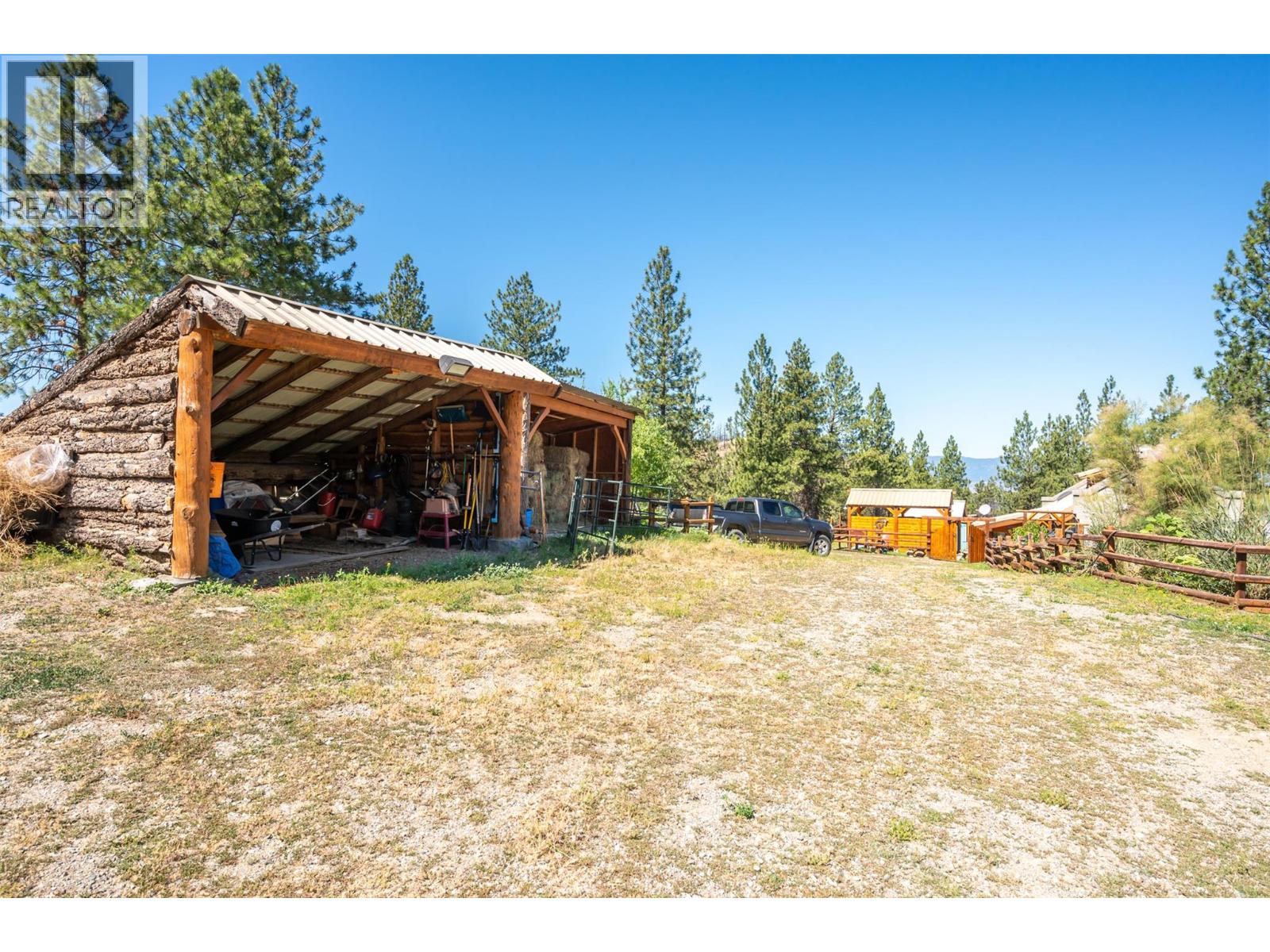 156 Porcupine Place, Oliver