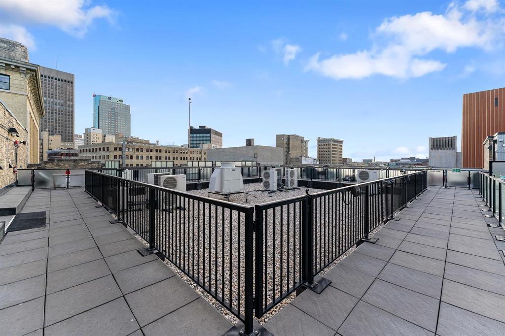 Photo 1 of 507 139 Market Avenue, Winnipeg MB
