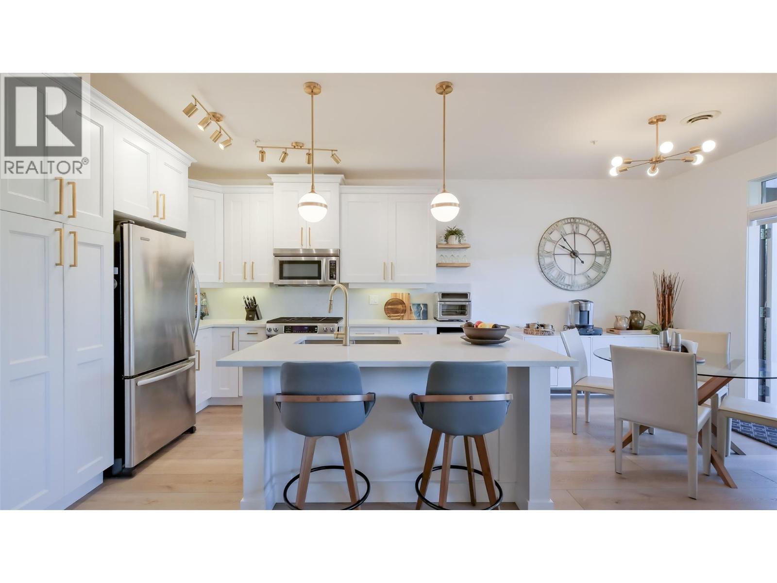 2102 4042 Pritchard Drive, West Kelowna