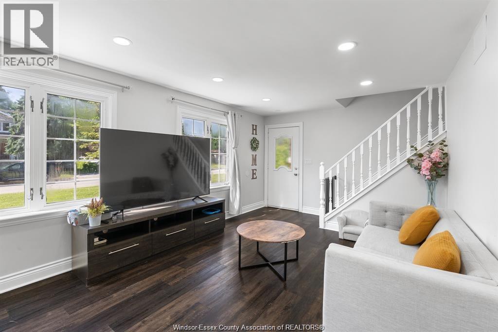 Photo 31 of 12422 Mcnorton Street, Tecumseh ON