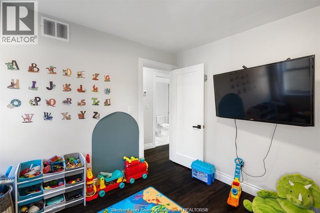Photo 19 of 12422 Mcnorton Street, Tecumseh ON