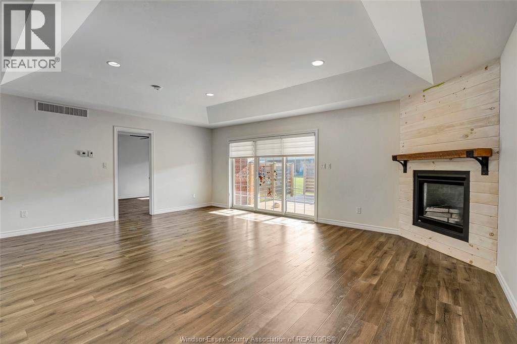 Photo 6 of 1171 Bridal Falls Crescent, Windsor ON