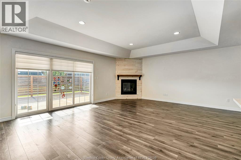 Photo 7 of 1171 Bridal Falls Crescent, Windsor ON
