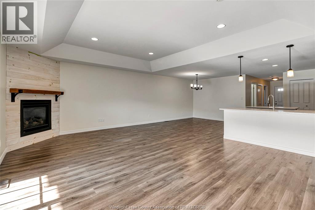 Photo 8 of 1171 Bridal Falls Crescent, Windsor ON