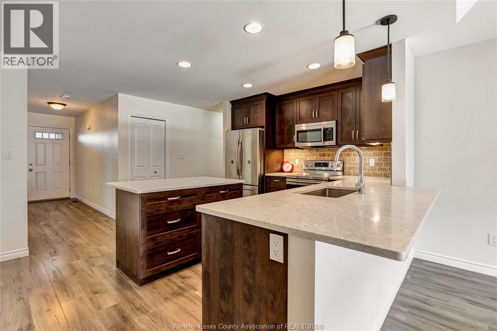 Photo 9 of 1171 Bridal Falls Crescent, Windsor ON