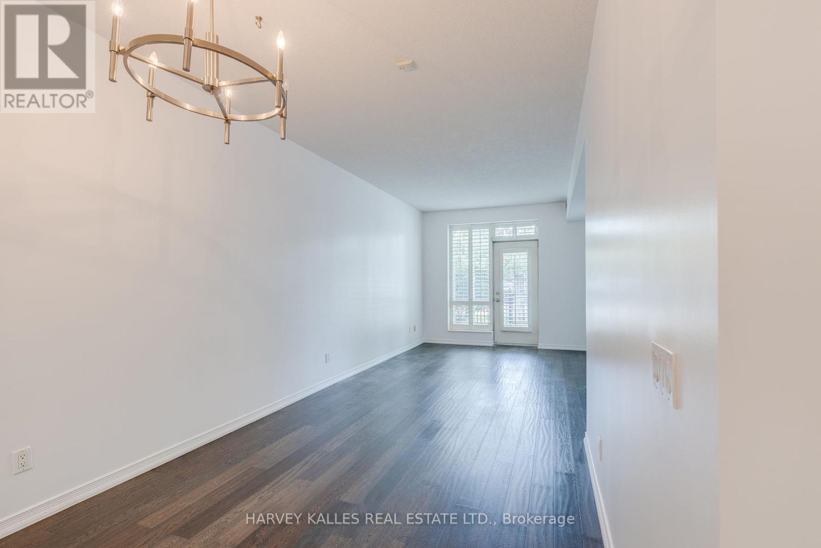 Photo 10 of 105 485 Rosewell Avenue, Toronto ON