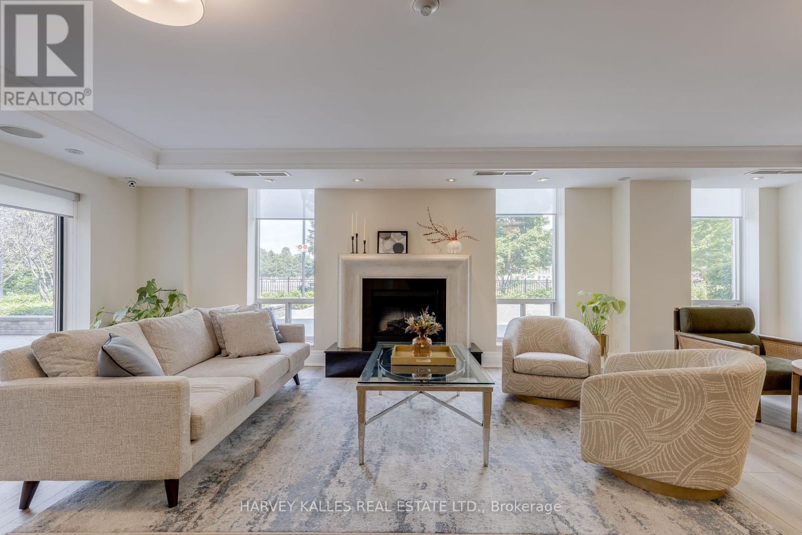 Photo 18 of 105 485 Rosewell Avenue, Toronto ON