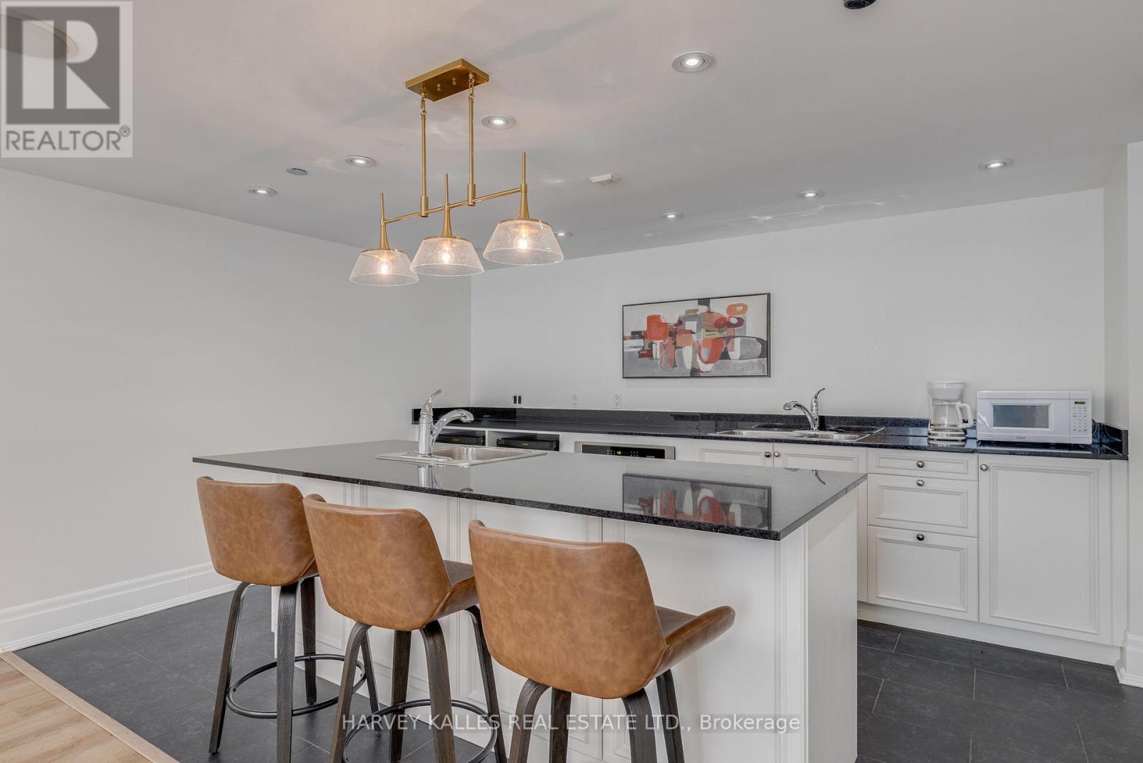 Photo 25 of 105 485 Rosewell Avenue, Toronto ON