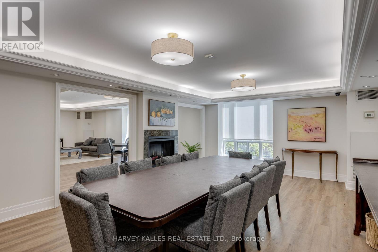 Photo 4 of 105 485 Rosewell Avenue, Toronto ON