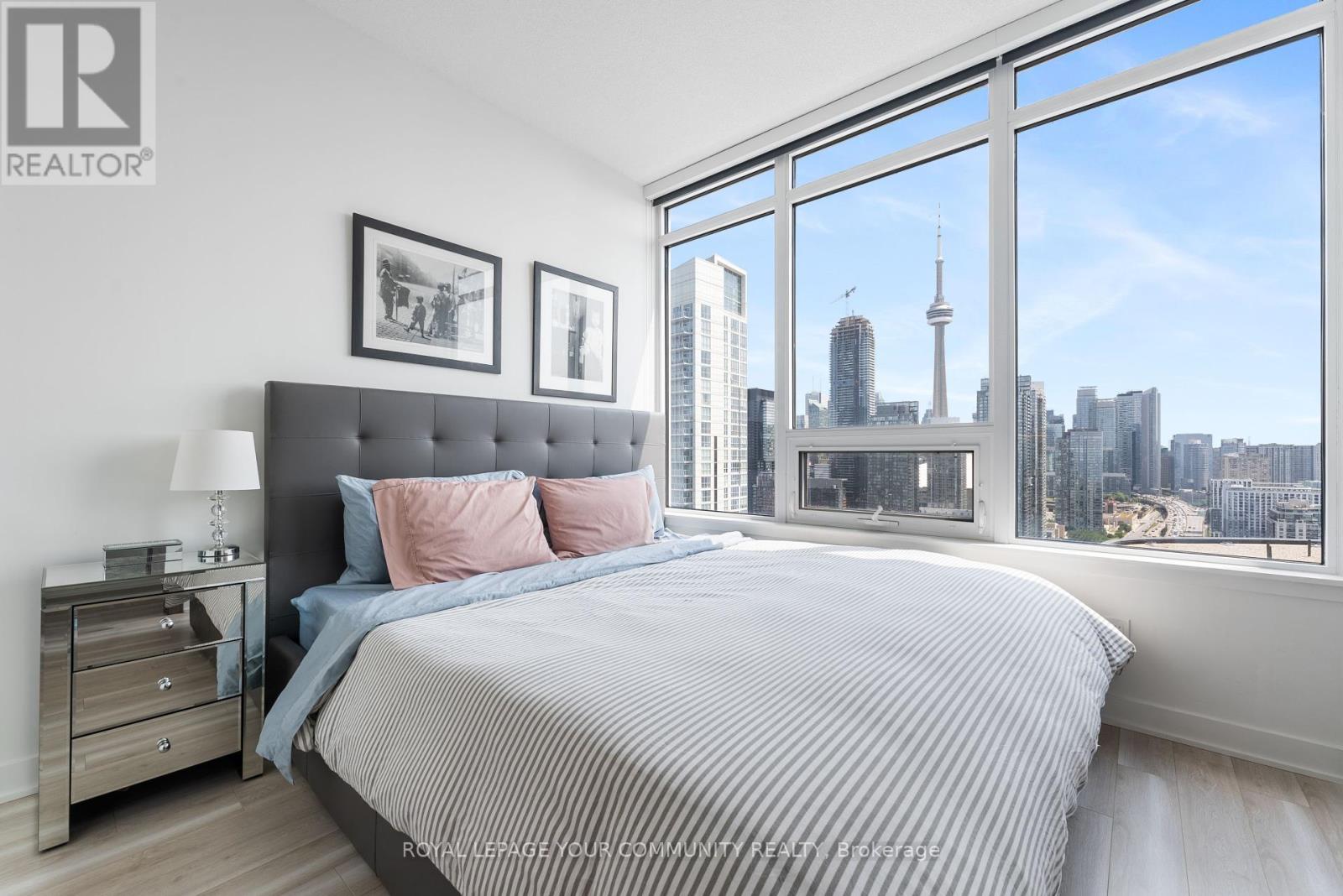 Photo 30 of 3615 17 Bathurst Street, Toronto ON