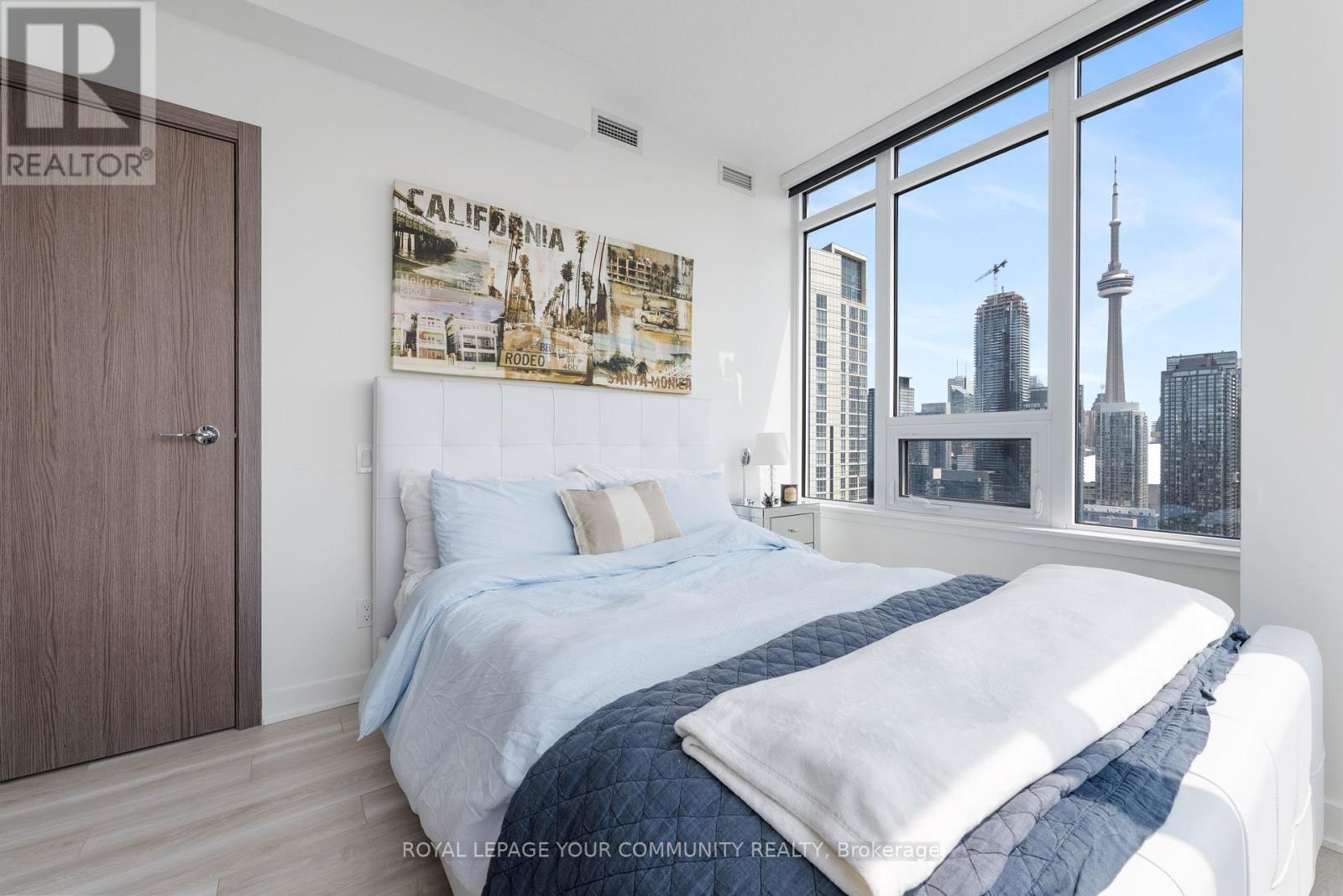 Photo 18 of 3615 17 Bathurst Street, Toronto ON