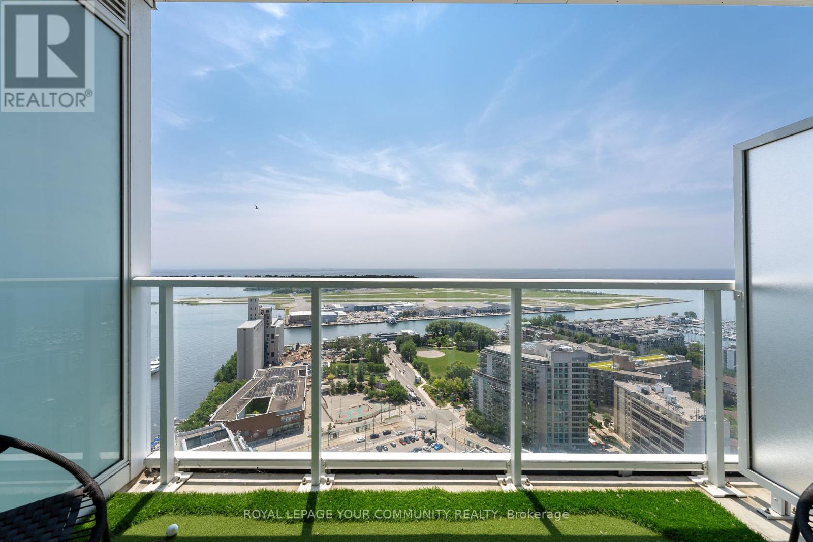 Photo 10 of 3615 17 Bathurst Street, Toronto ON