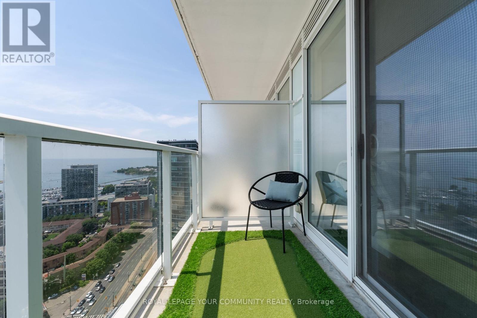Photo 26 of 3615 17 Bathurst Street, Toronto ON