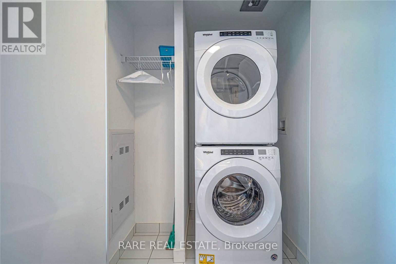 Photo 12 of 1603 77 Mutual Street, Toronto ON