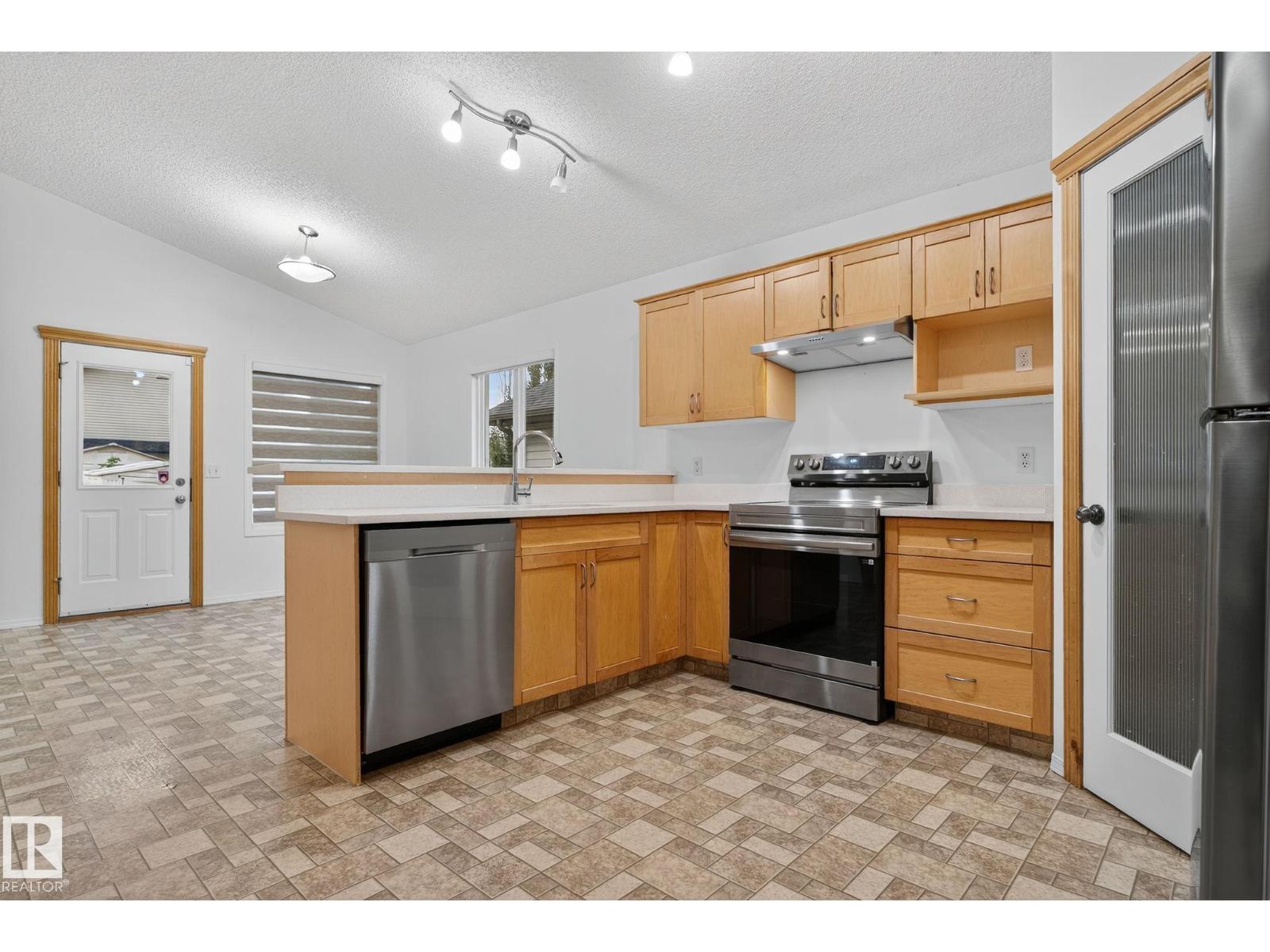 Photo 30 of 4308 155 Av Nw, Edmonton AB